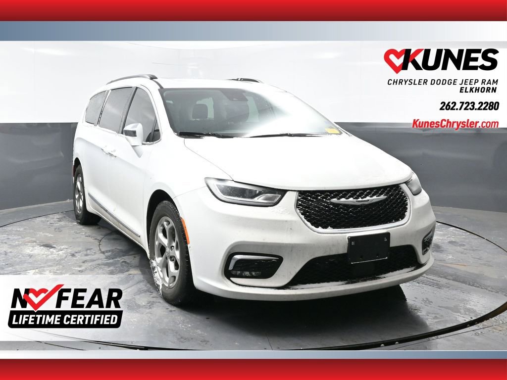 Used 2022 Chrysler Pacifica Limited image 1