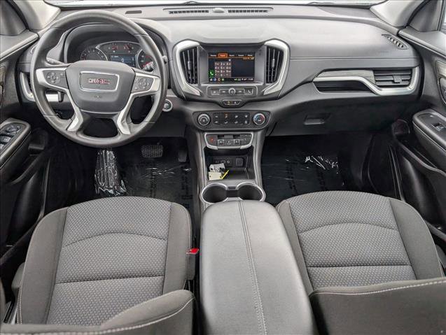 Used 2024 GMC Terrain SLE image 16