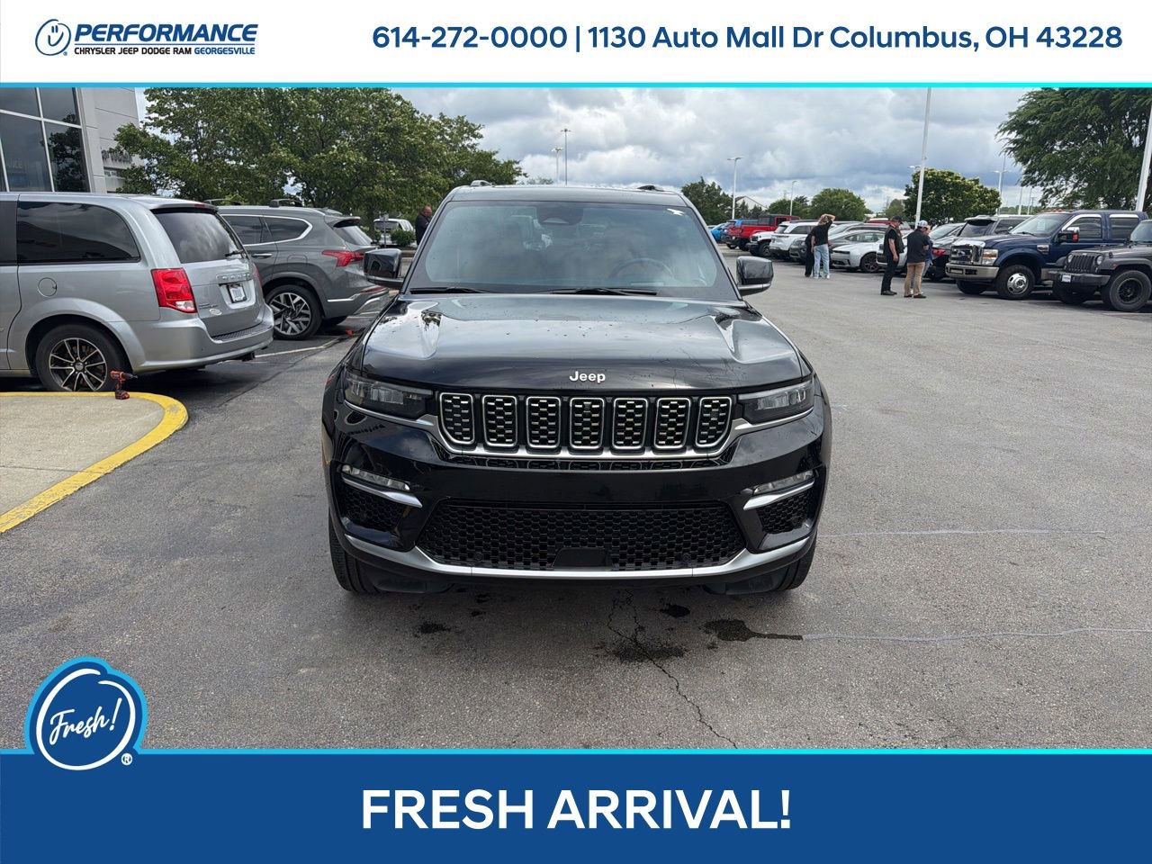 Used 2024 Jeep Grand Cherokee Summit w/ Adv Protech Group IV AWD/4WD image 9