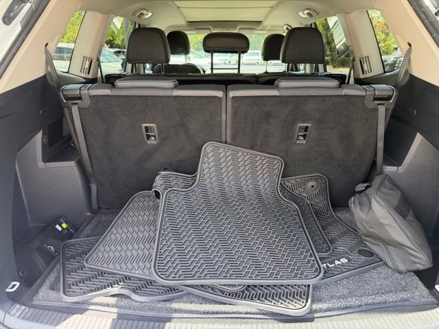 Used 2023 Volkswagen Atlas SEL R-Line AWD/4WD image 7