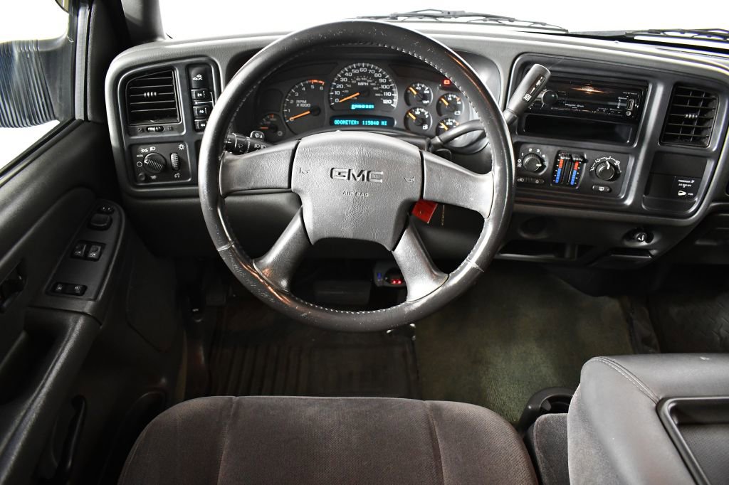 Used 2005 GMC Sierra 2500 SLE image 23