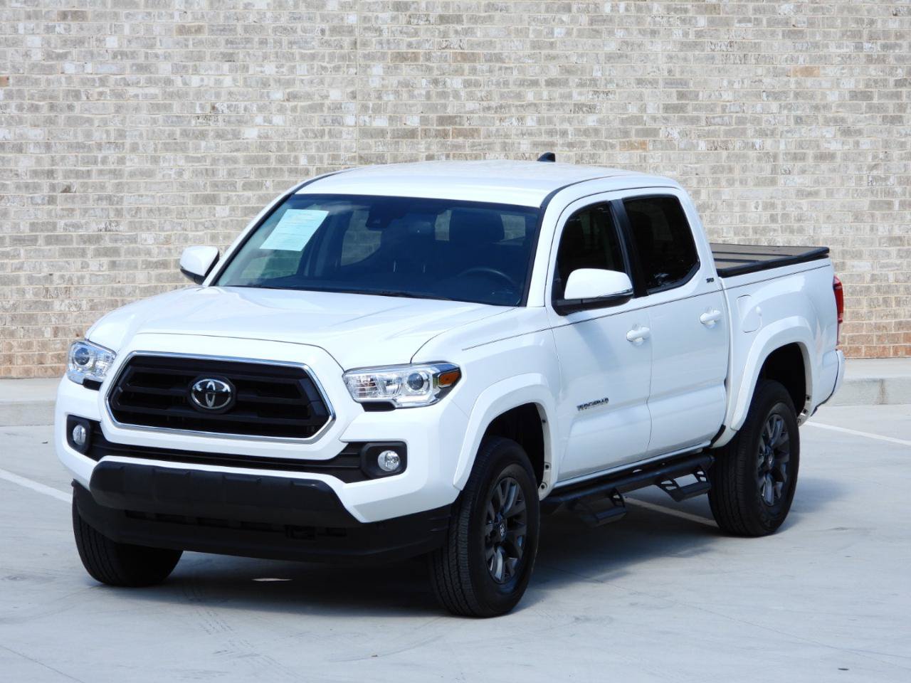 Used 2022 Toyota Tacoma SR5 w/ Technology Package RWD image 21