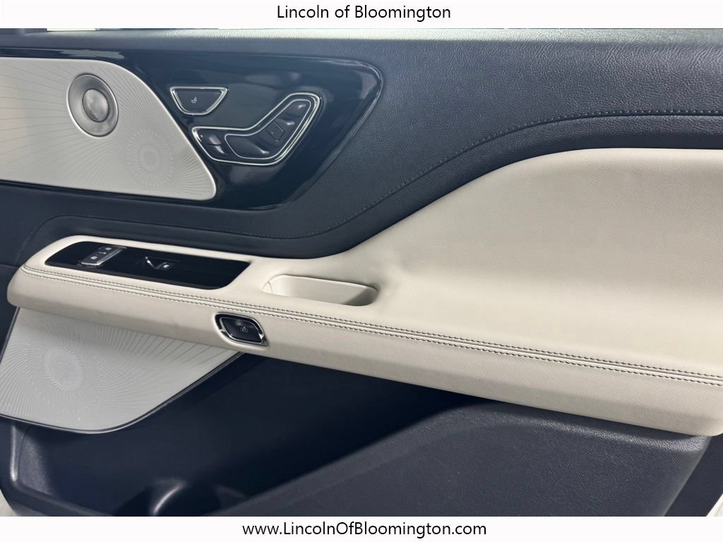 New 2026 Lincoln Aviator Reserve AWD/4WD image 19