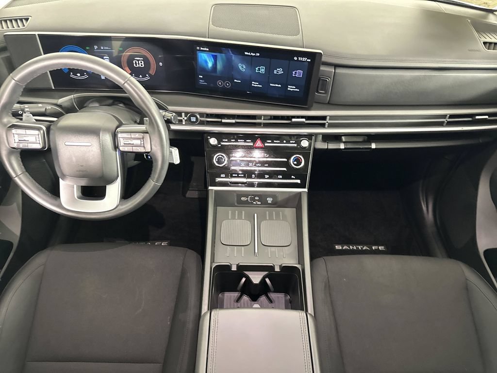 Certified 2025 Hyundai Santa Fe SE FWD image 13