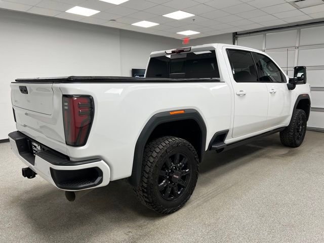 Used 2024 GMC Sierra 3500 AT4 w/ AT4 Premium Plus Package AWD/4WD image 11