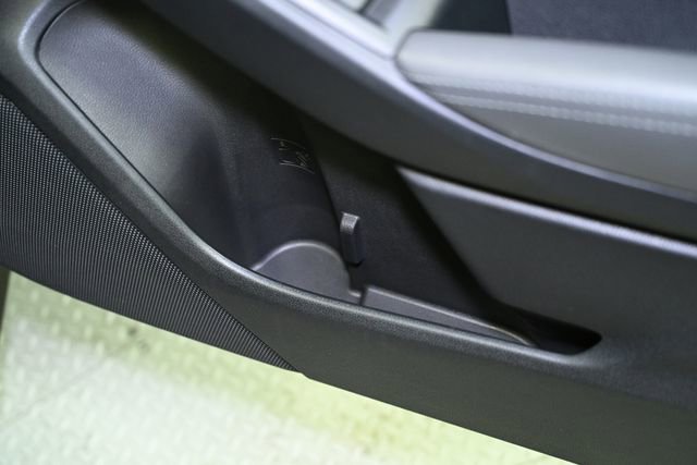 Certified 2024 Subaru Crosstrek 2.0i Premium image 54