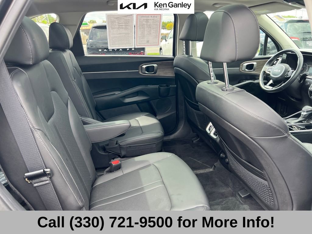 Certified 2022 Kia Sorento EX w/ Panoramic Sunroof Package FWD image 59