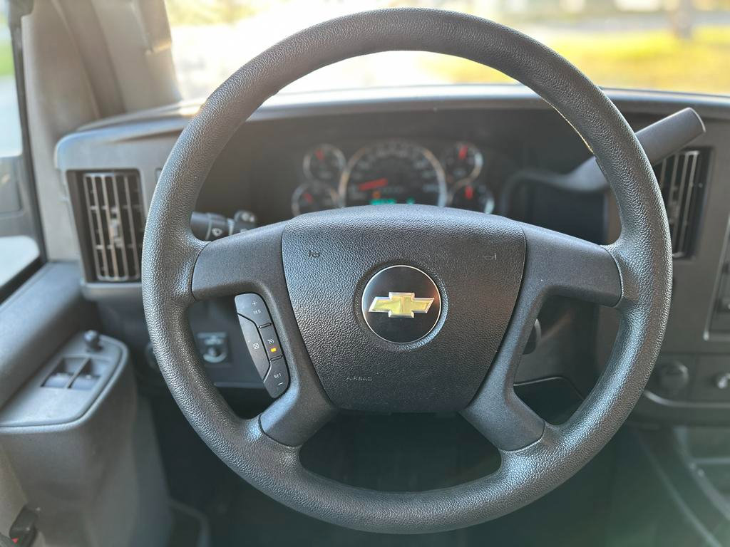 Used 2025 Chevrolet Express 3500 LT w/ LT Preferred Equipment Group image 14