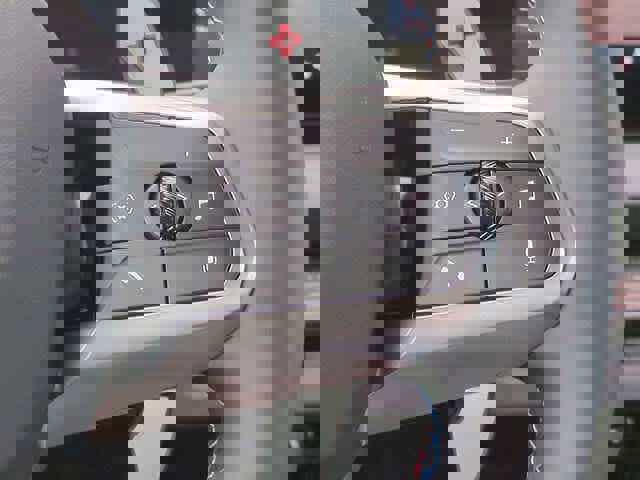 Used 2025 BMW M235i xDrive w/ Technology Package image 74