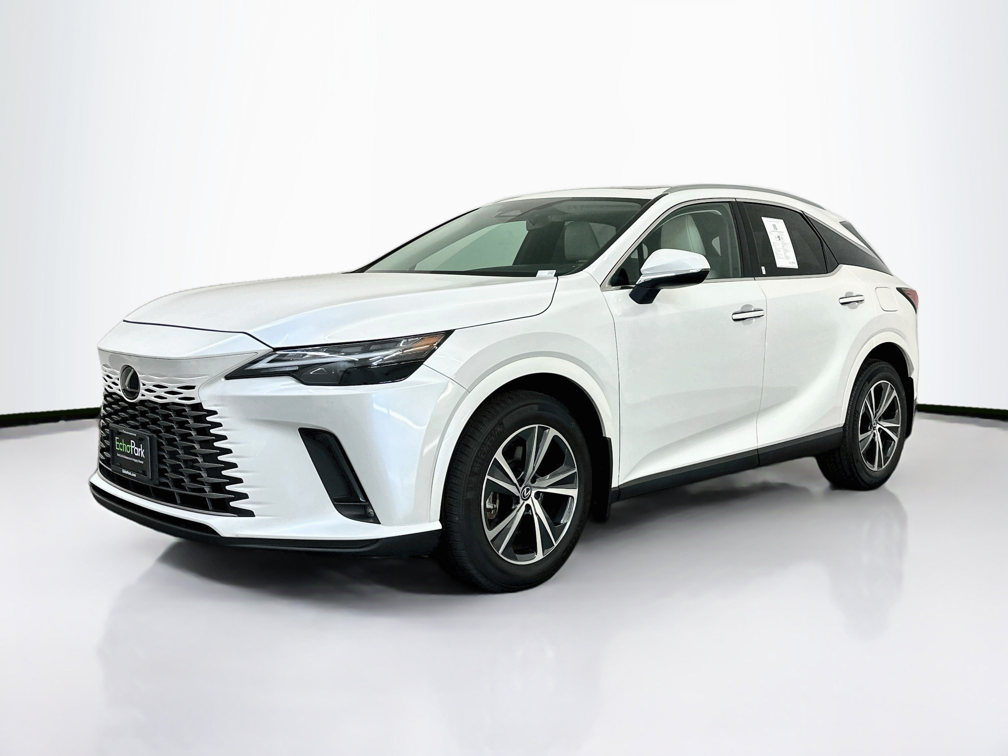 Used 2023 Lexus RX 350 Premium w/ Cold Area Package AWD/4WD image 3
