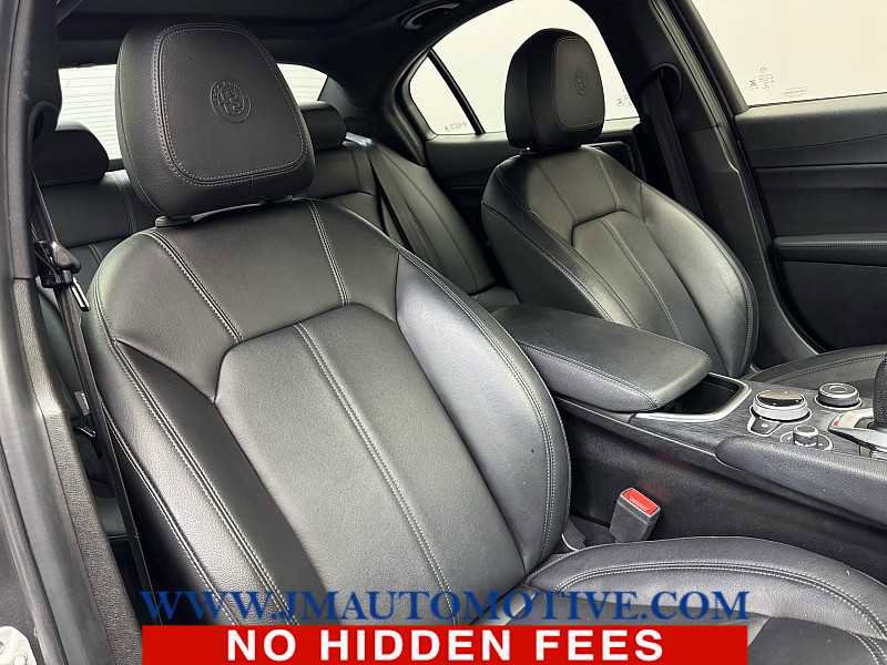 Used 2022 Alfa Romeo Giulia Sprint image 21