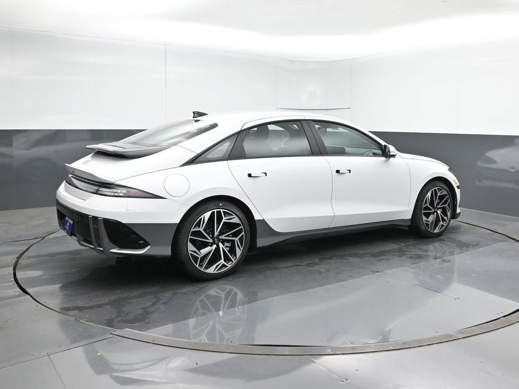 New 2025 Hyundai Ioniq 6 SEL image 5
