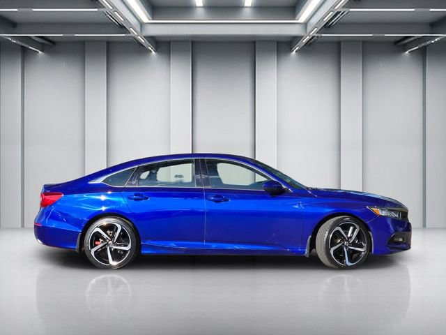 Used 2018 Honda Accord Sport image 3