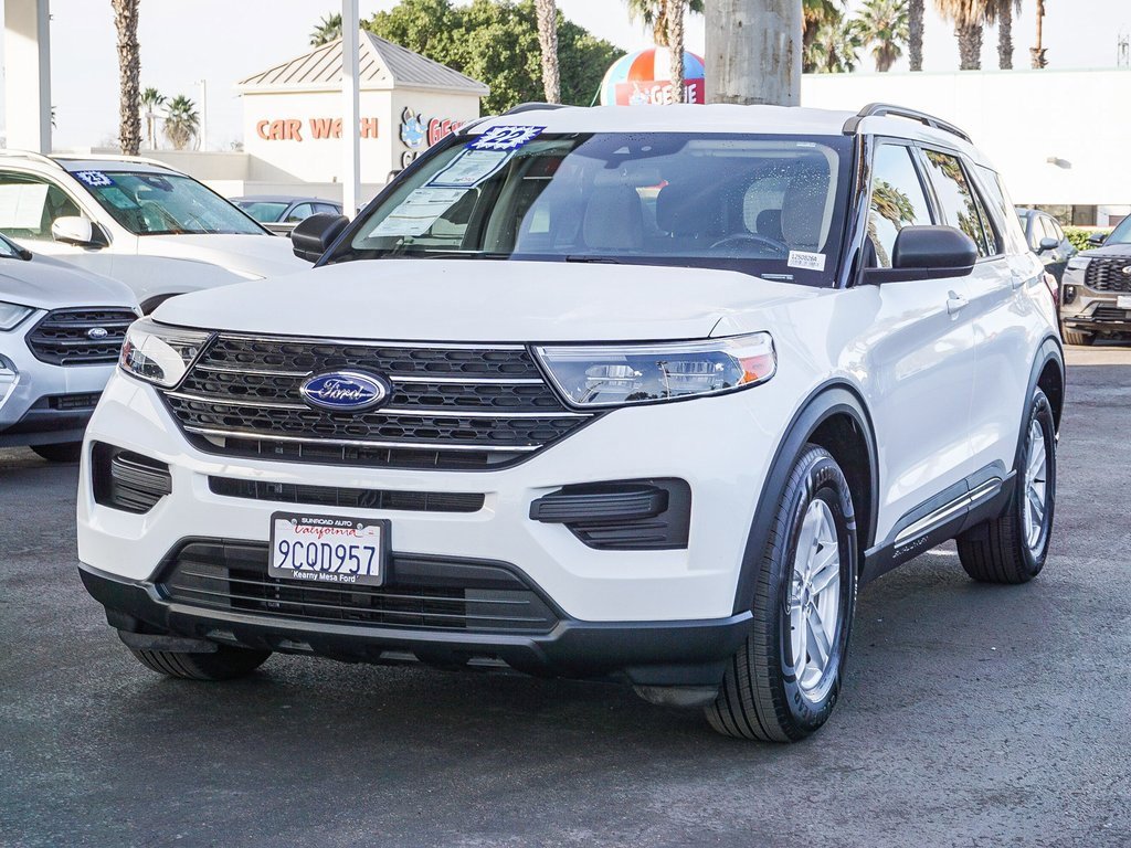 Certified 2022 Ford Explorer XLT image 4