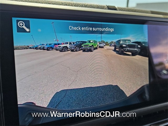 New 2025 Jeep Gladiator Sport image 19