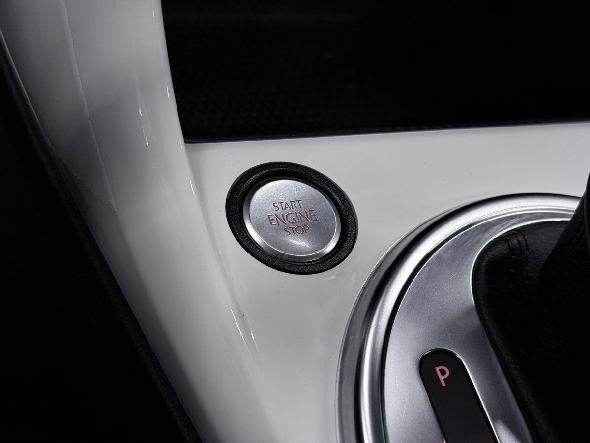 Used 2018 Volkswagen Beetle 2.0T SE image 46