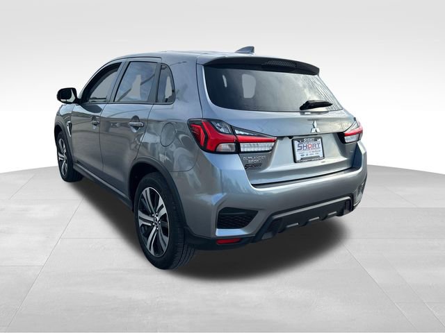Used 2025 Mitsubishi Outlander Sport SE image 3