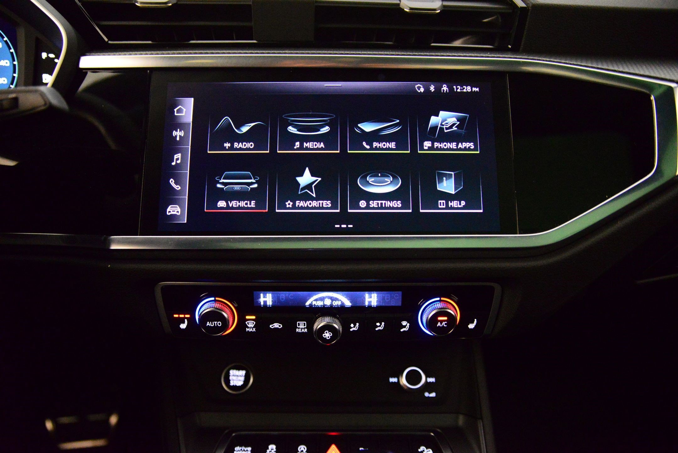 Certified 2025 Audi Q3 2.0T Premium Plus w/ Premium Plus Package image 29