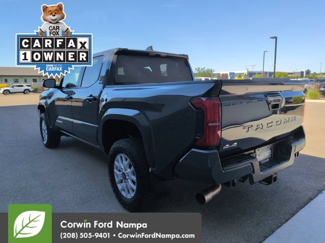 Used 2024 Toyota Tacoma SR5 AWD/4WD image 5