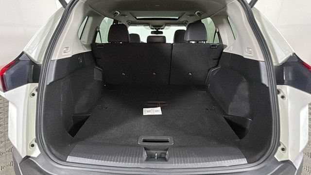 Used 2023 Nissan Rogue SL AWD/4WD image 28