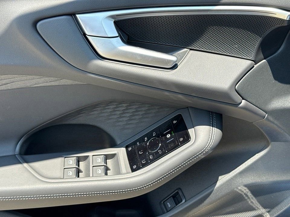 Used 2025 Audi A5 2.0T Premium w/ Convenience Package image 16