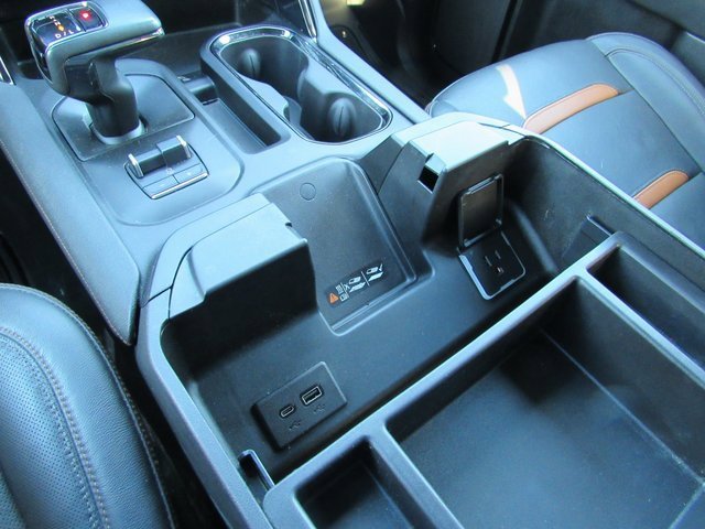 Used 2023 GMC Sierra 1500 AT4 w/ AT4 Premium Package image 20