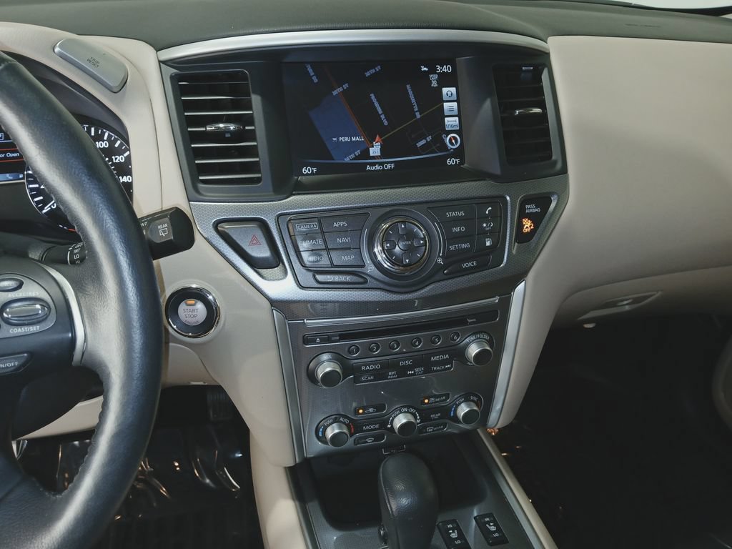 Used 2019 Nissan Pathfinder SL AWD/4WD image 21