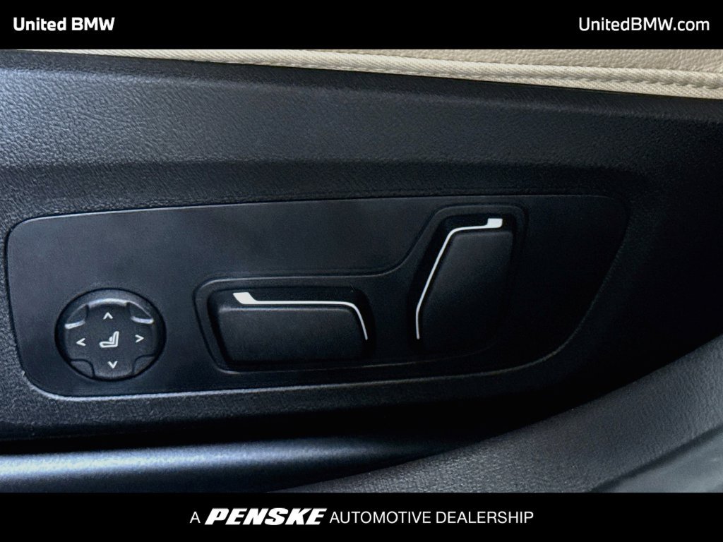 New 2026 BMW 330i Sedan w/ Convenience Package RWD image 11