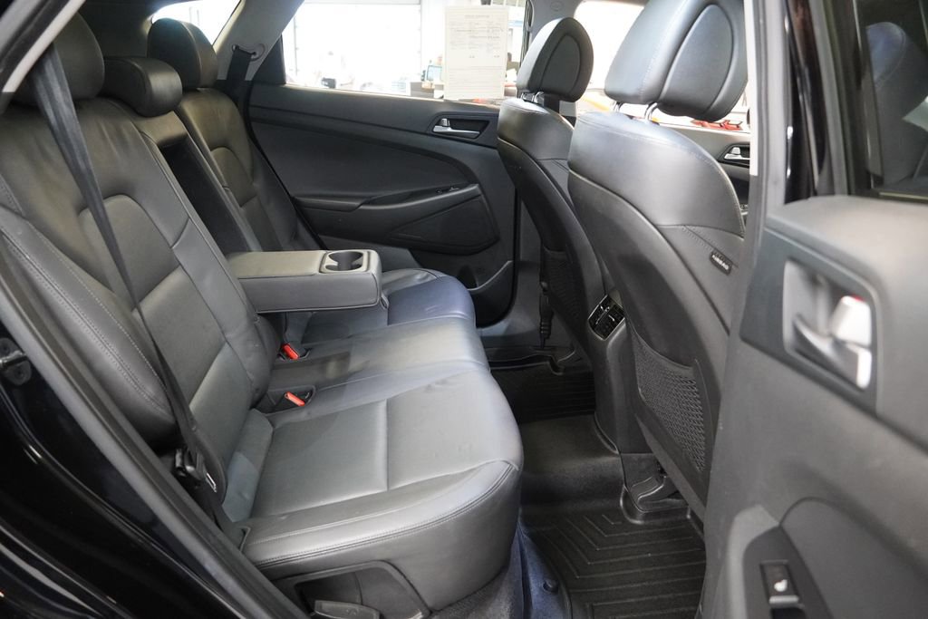 Used 2016 Hyundai Tucson Limited w/ Option Group 03 AWD/4WD image 31