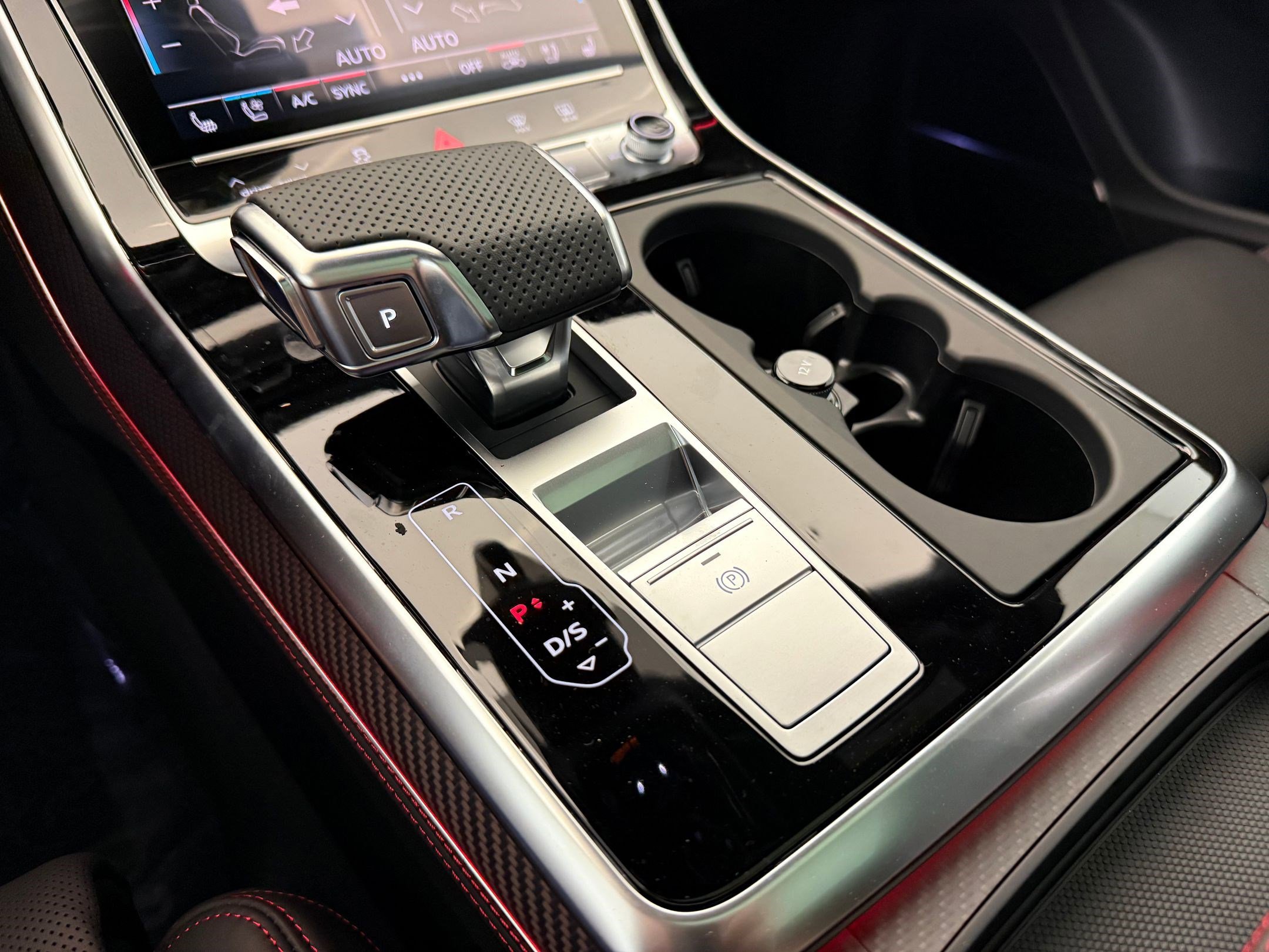 New 2026 Audi SQ8 Prestige image 17