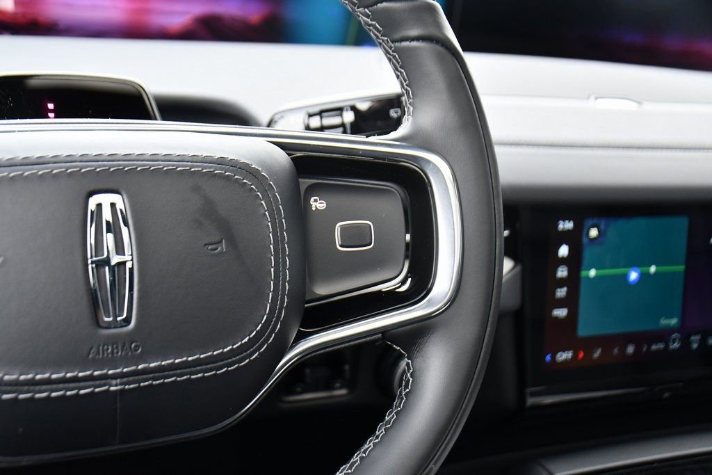 New 2026 Lincoln Navigator Reserve w/ Jet Appearance Package AWD/4WD image 42