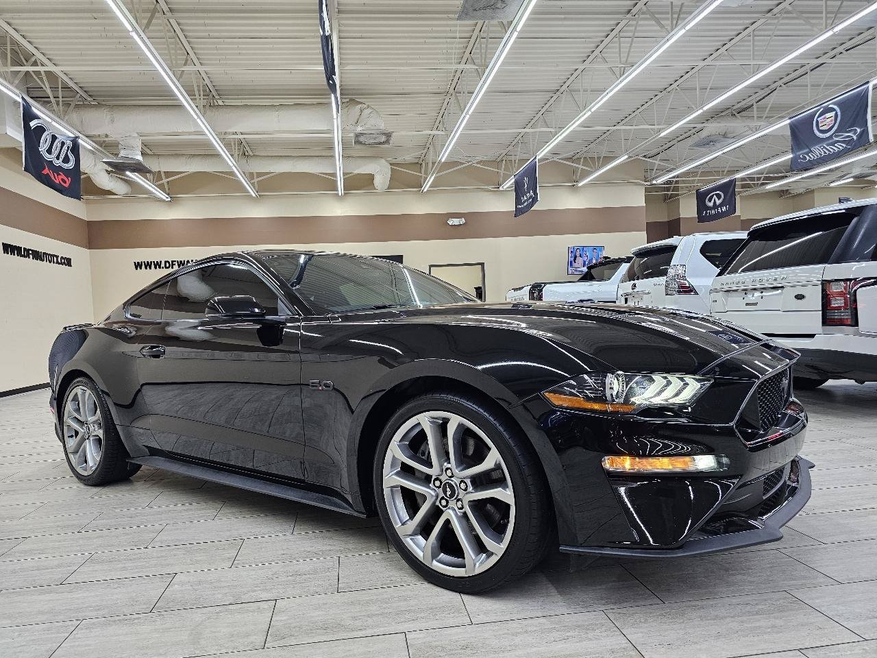 Used 2023 Ford Mustang GT Premium w/ Equipment Group 401A RWD image 5