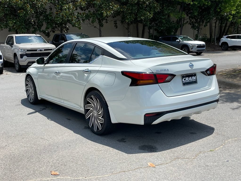 Used 2020 Nissan Altima 2.5 S FWD image 5