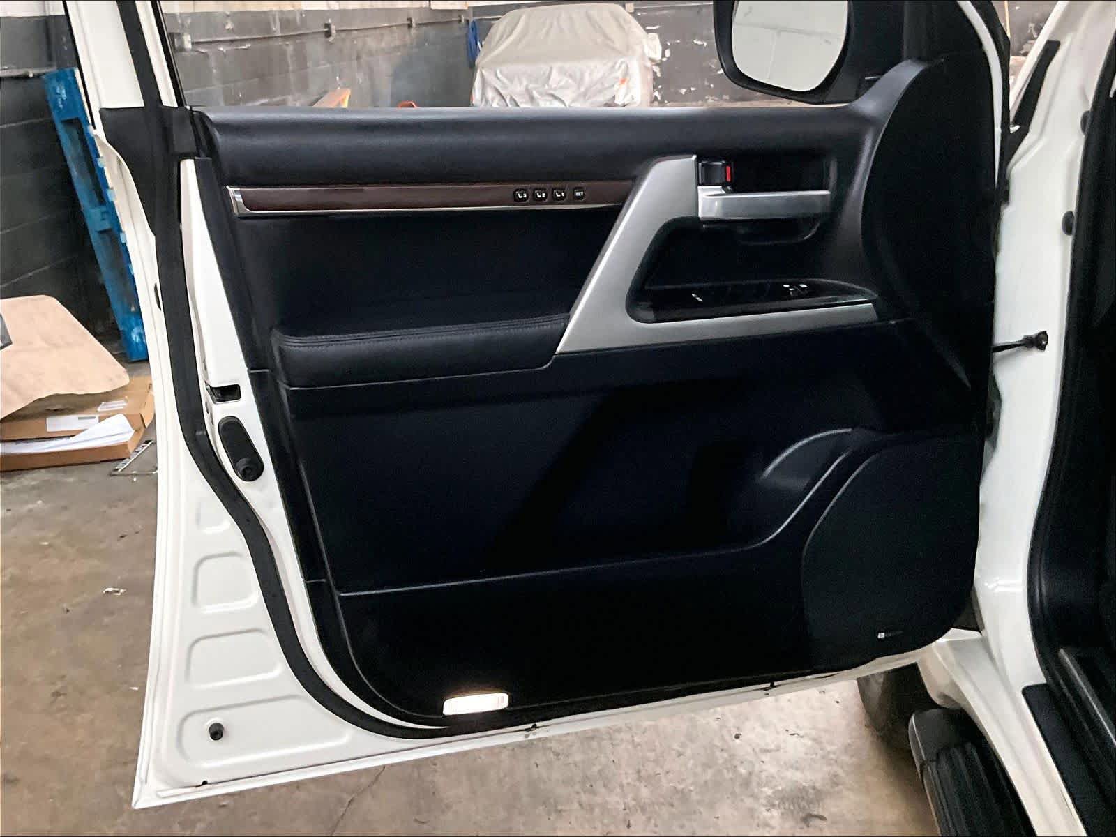 Used 2019 Toyota Land Cruiser AWD/4WD image 25