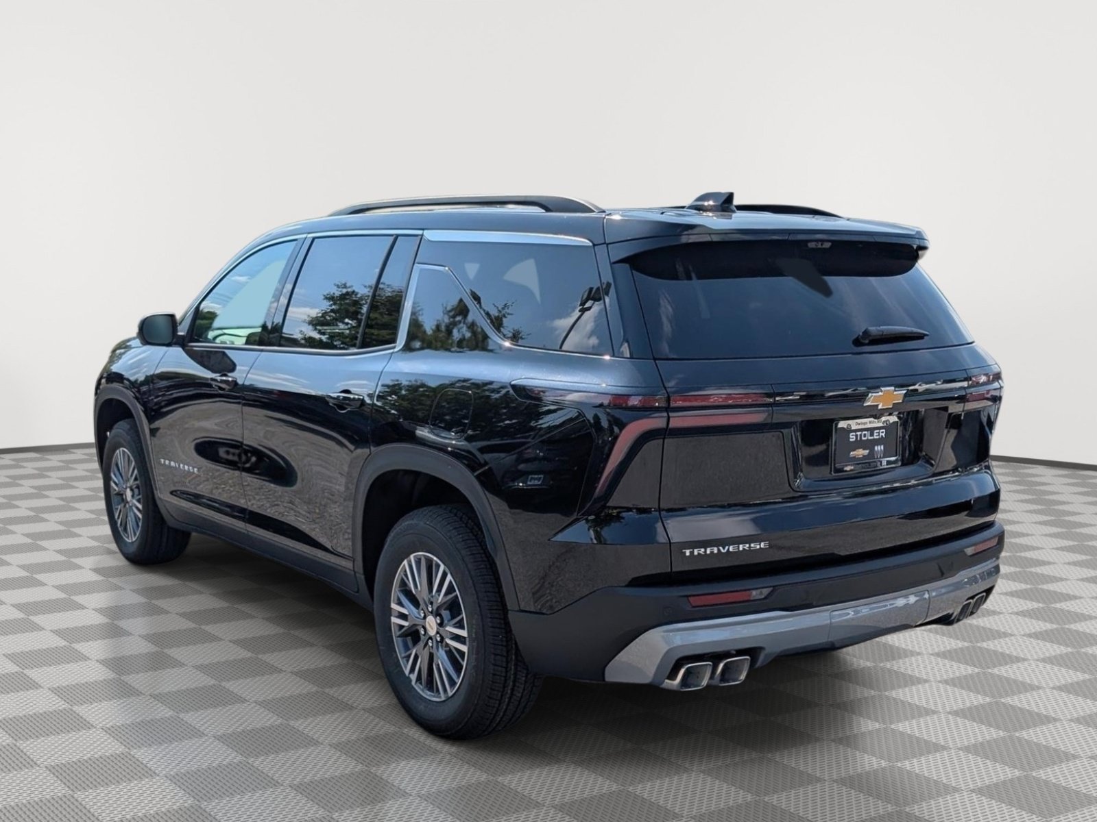 New 2027 Chevrolet Traverse LT w/ Driver Confidence Package FWD image 2