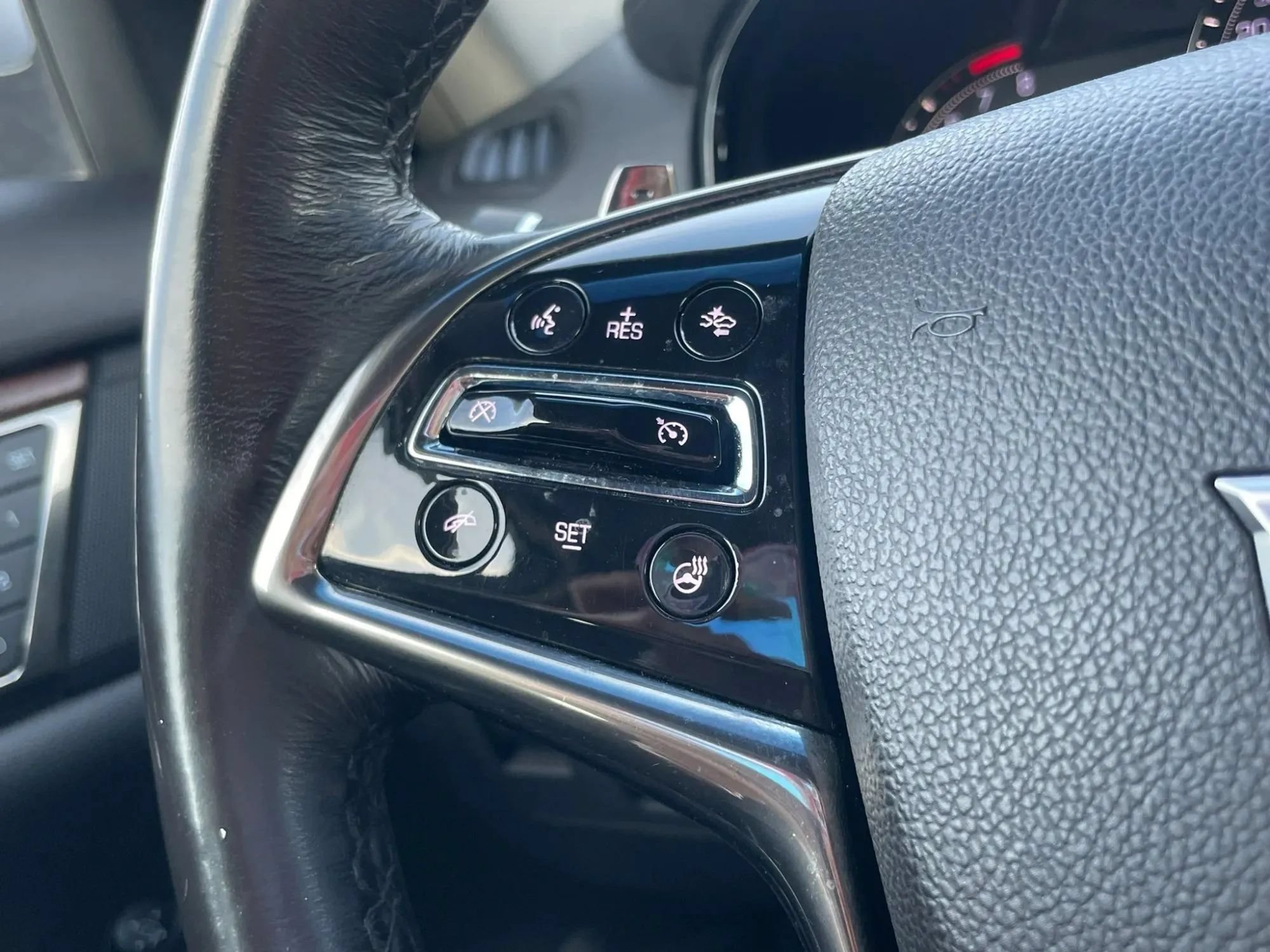 Used 2019 Cadillac CTS Luxury RWD image 32