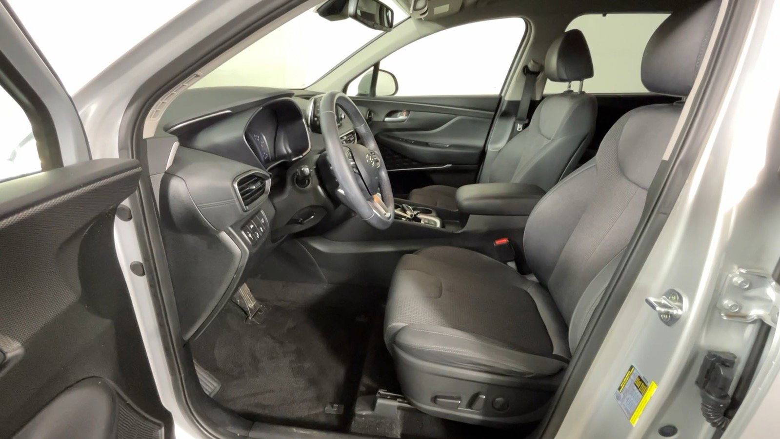 Used 2019 Hyundai Santa Fe SEL FWD image 20