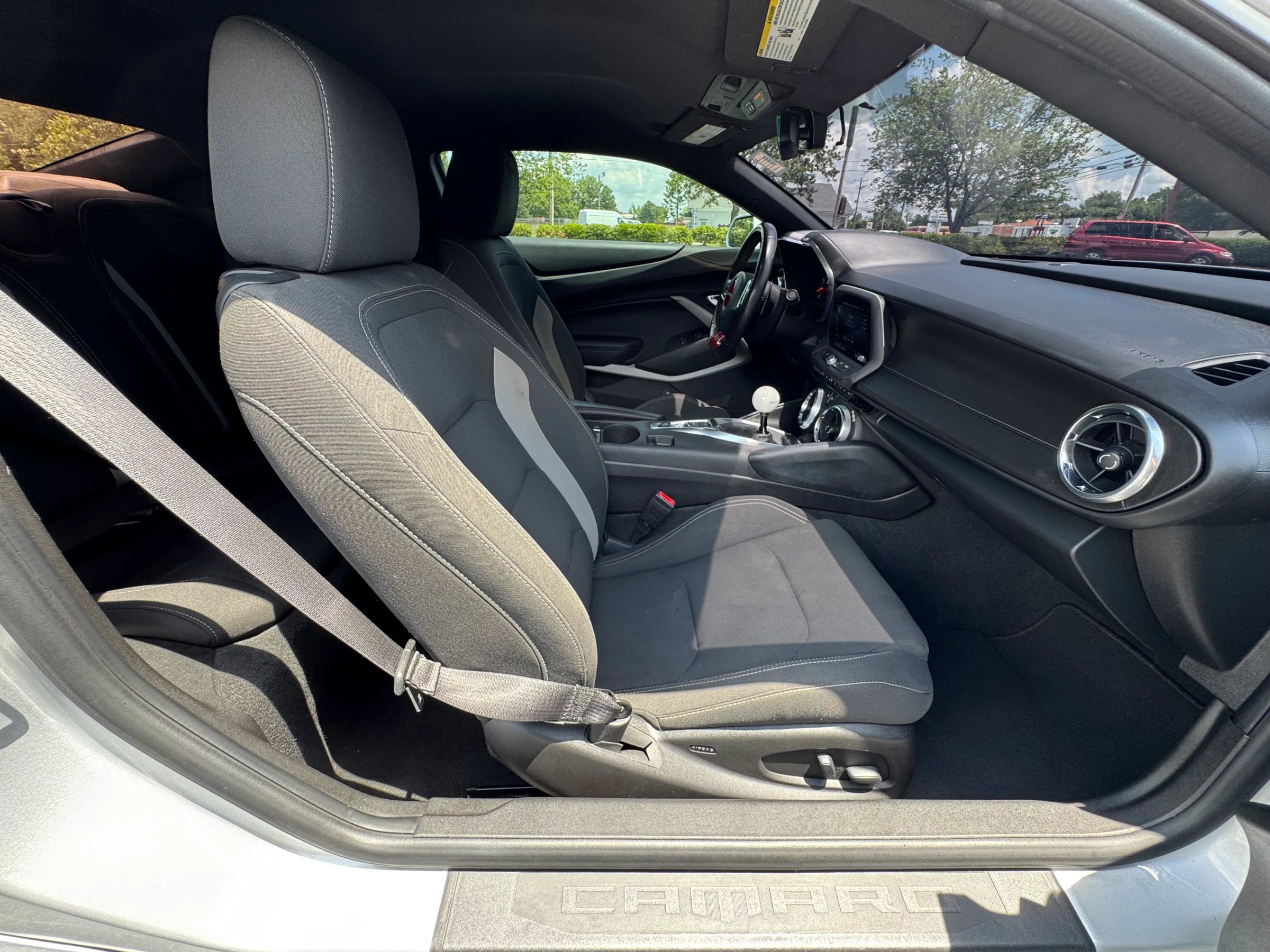 Used 2019 Chevrolet Camaro SS image 16
