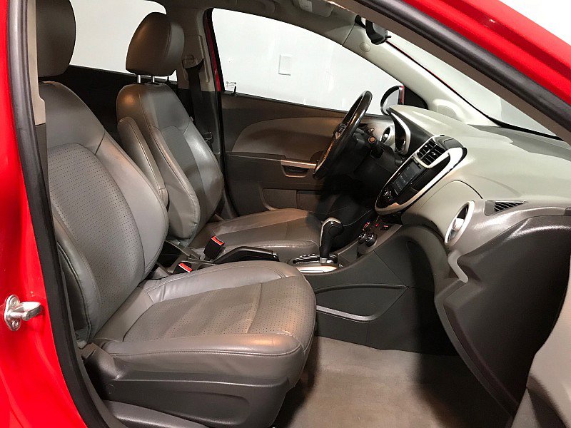 Used 2017 Chevrolet Sonic Premier image 14