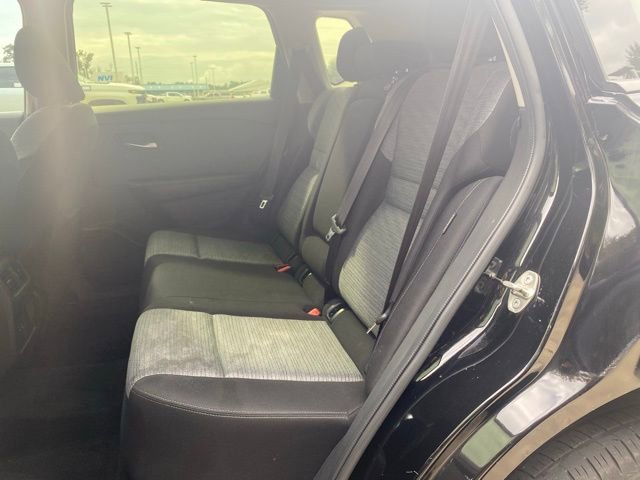 Used 2023 Nissan Rogue SV image 14