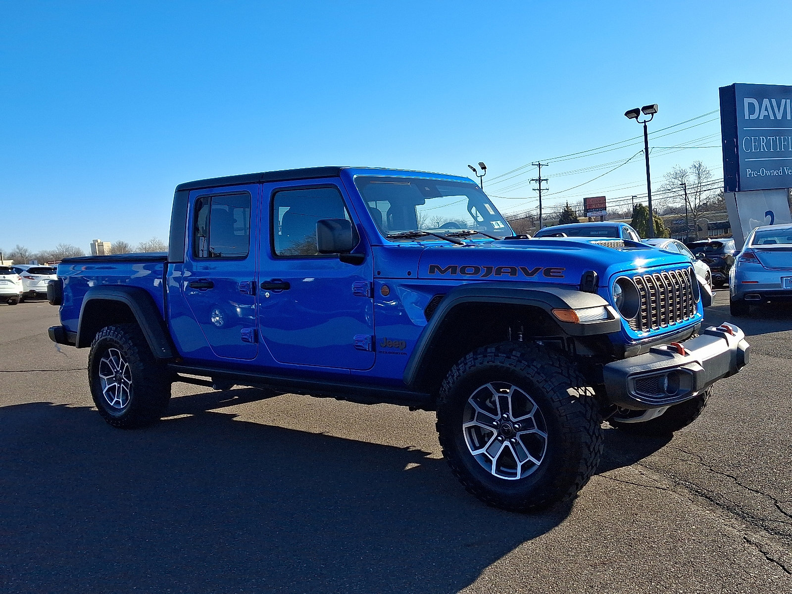 Used 2024 Jeep Gladiator Mojave image 3