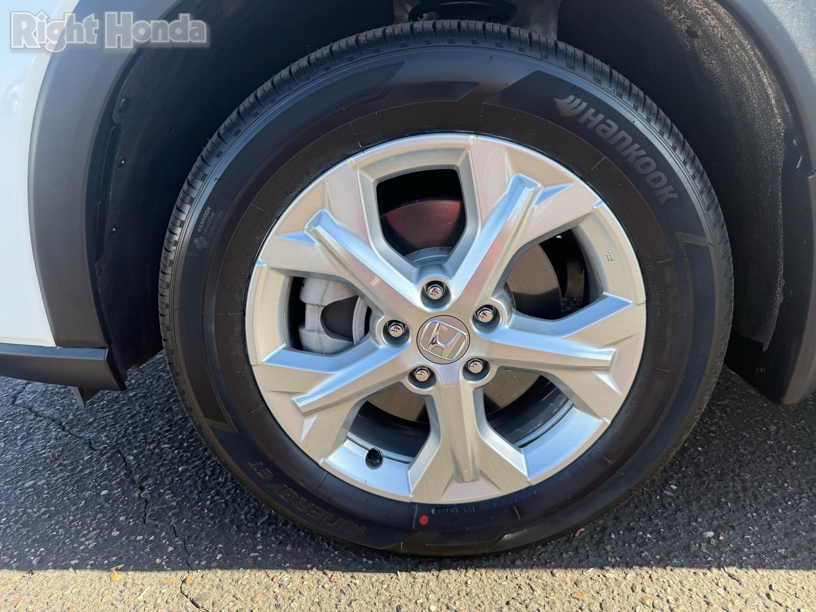 Used 2023 Honda HR-V LX image 11