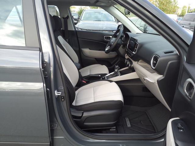 Certified 2026 Hyundai Venue SEL FWD image 14