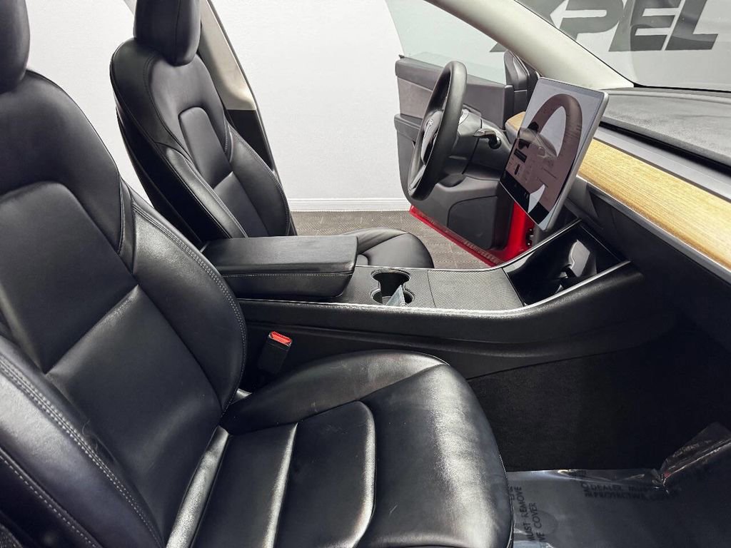 Used 2021 Tesla Model Y Long Range image 54