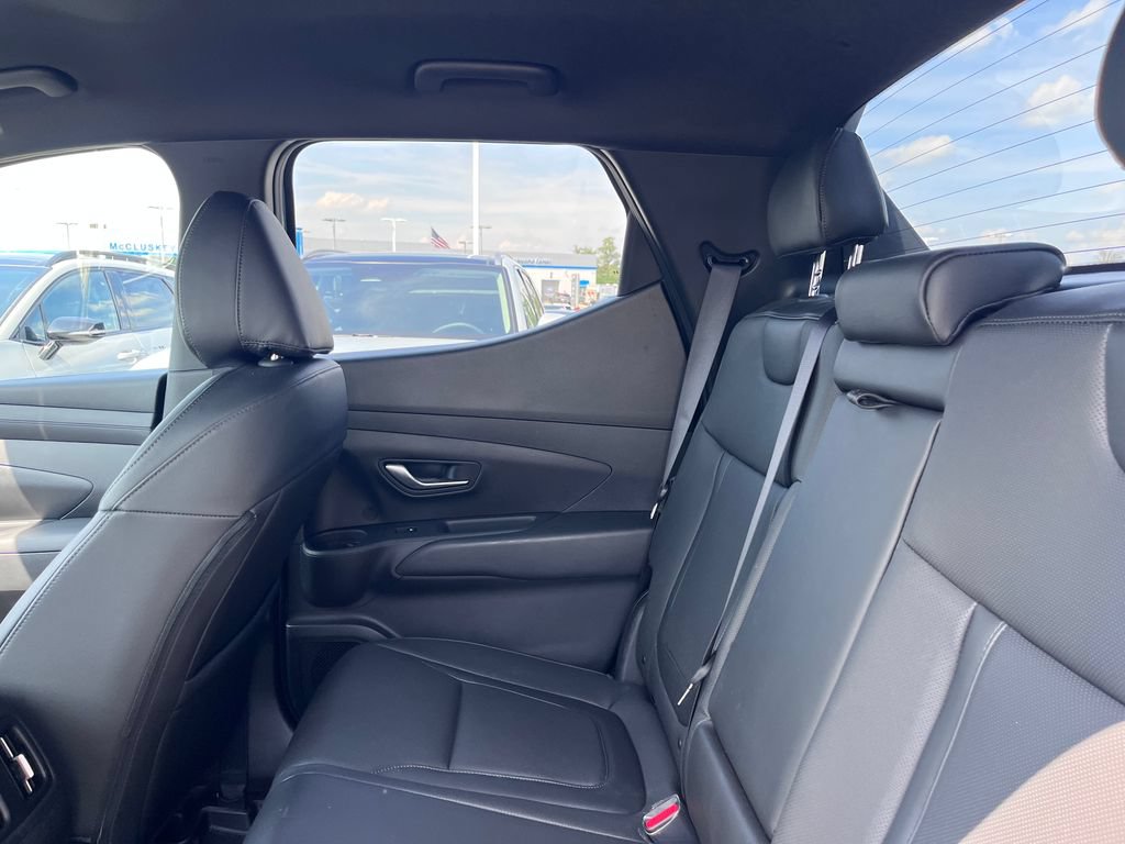 Used 2025 Hyundai Santa Cruz SEL AWD/4WD image 18