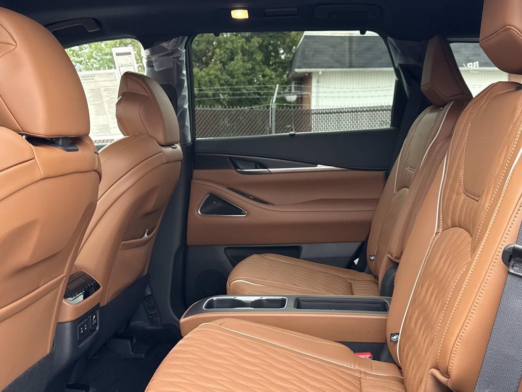 New 2026 INFINITI QX60 Autograph w/ Dark Cargo Package image 18