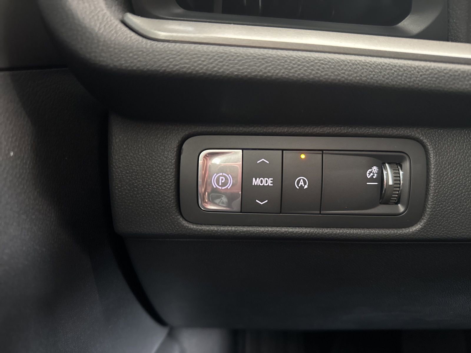 New 2026 Chevrolet Traverse LT w/ Driver Confidence Package image 24