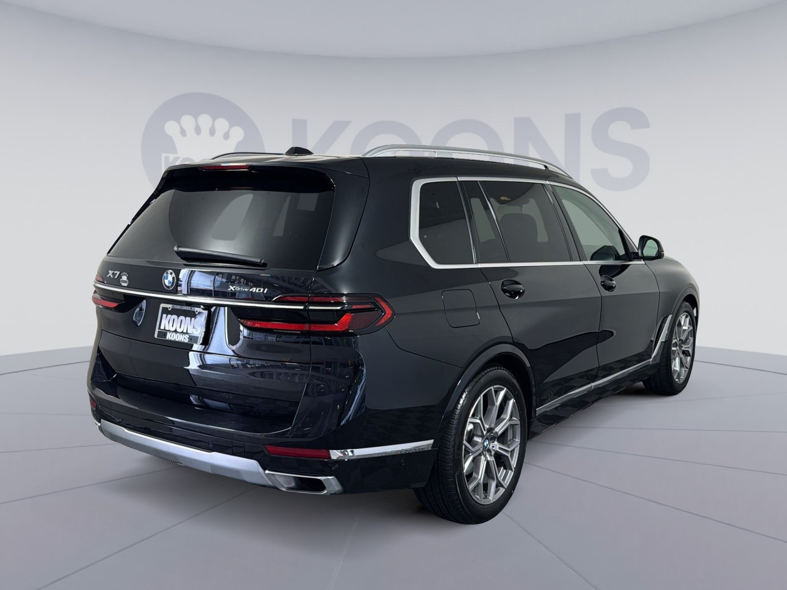 Used 2024 BMW X7 xDrive40i w/ Premium Package AWD/4WD image 7