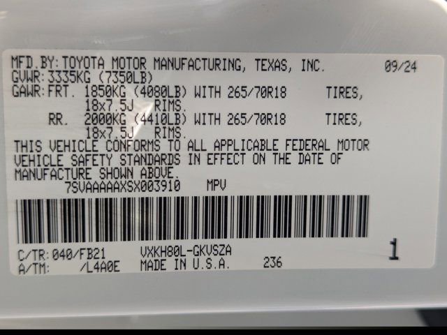 Used 2025 Toyota Sequoia SR5 image 29