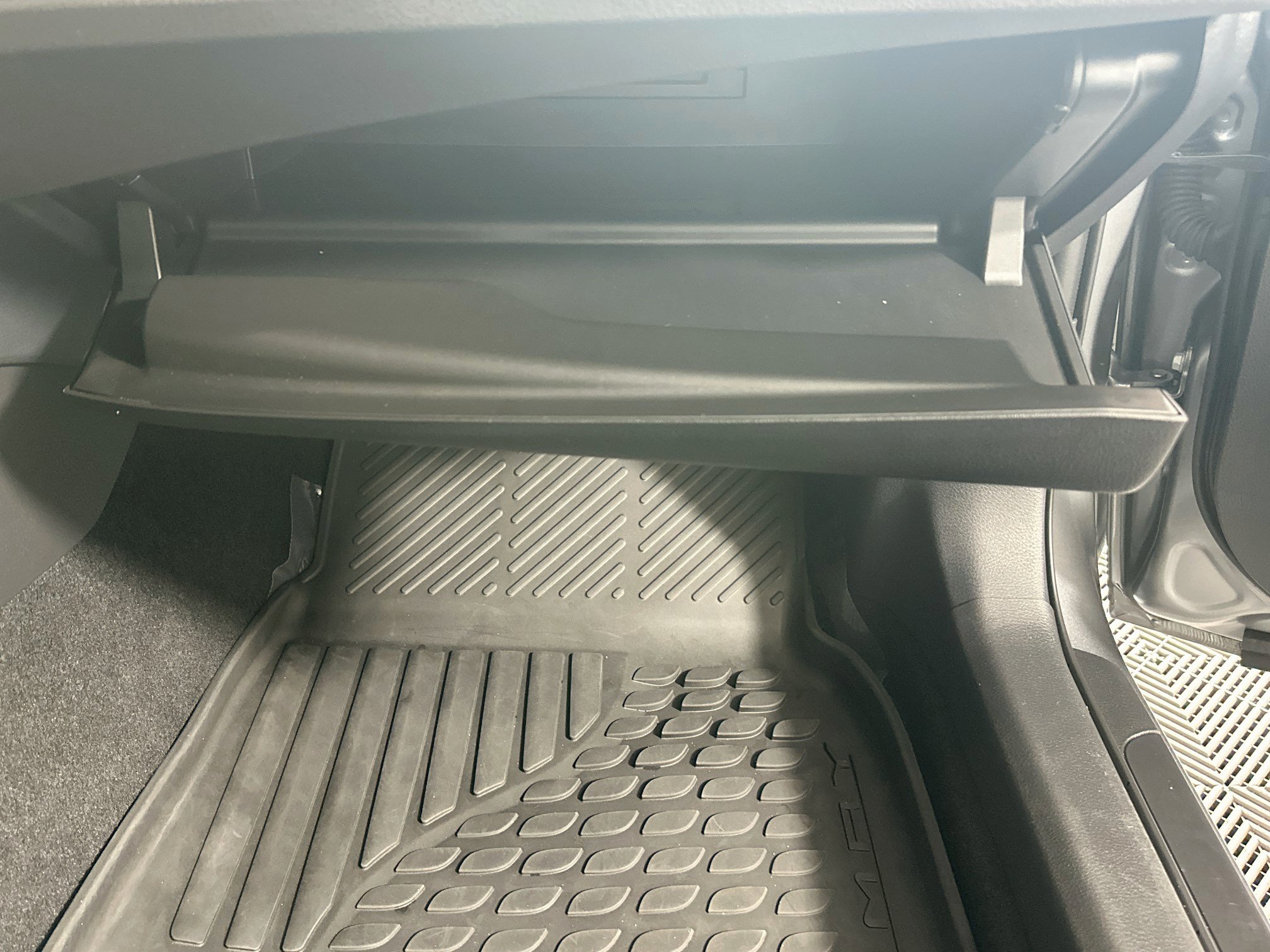 Certified 2026 Toyota Camry SE FWD image 32